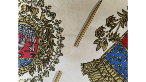 Hermès “Les Armes de Paris” Silk Scarf  Original 1954 Vintage Edition 4