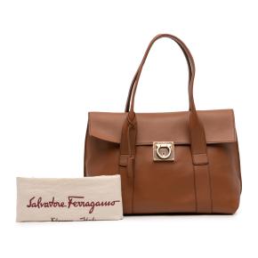 Ferragamo Tan Leather Gancini Sookie Tote 11
