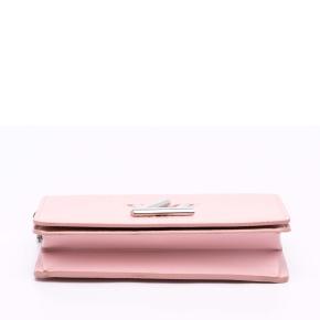 Louis Vuttin Pink Epi Twist Belt Chain Wallet 3