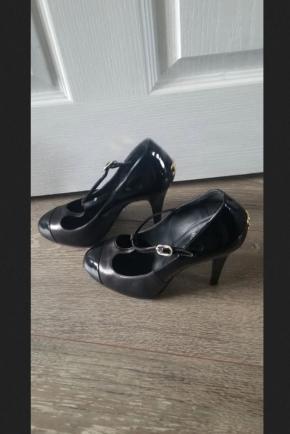 Chanel Black Mary Jane Pumps 3