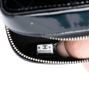 Chanel Black Quilted Patent Diamond Resin Clutch With Chain 6