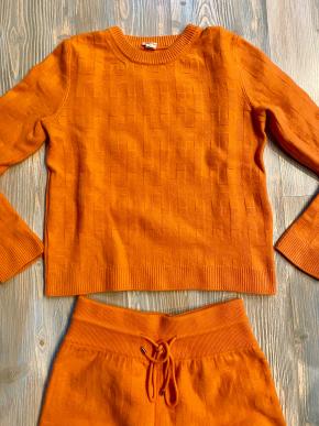 Hermes Orange H Cashmere Two Piece Suit 4