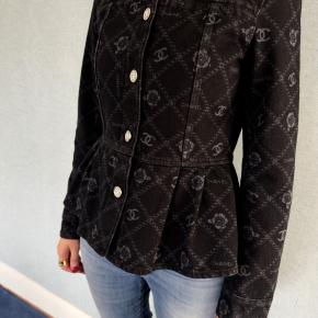 Chanel Black Camelia Denim Button Front Jacket 13