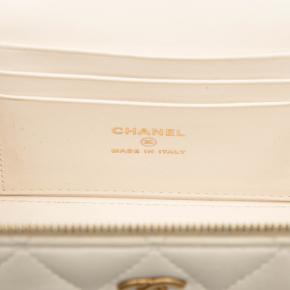 Chanel White Small Quilted Lambskin Vanity Case with Chain 6