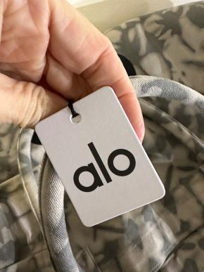 Alo Grey Yoga City Tote 6