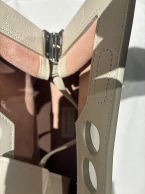 Alexander McQueen Ivory Shoulder Bag 4