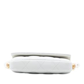 Chanel White Quilted Lambskin About Pearls Card Holder On Chain 3