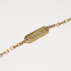 Van Cleef & Arpels Vintage Malachite Alhambra Pendant Necklace 2