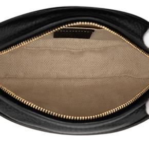 Gucci Black Mini Pebbled Calfskin Soho Chain Crossbody 4