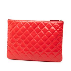 Chanel Red Medium Patent Quilted Cosmetic Case 2