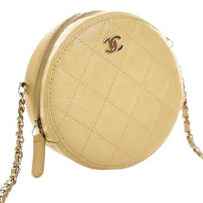 CC Yellow Quilted Caviar Round Clutch With Chain 3
