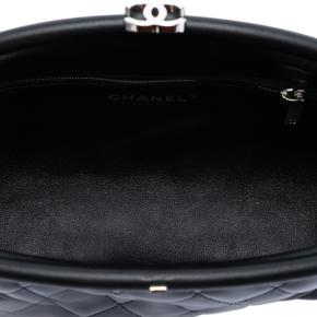 Chanel Black CC Quilted Patent Kiss Lock Clutch 4
