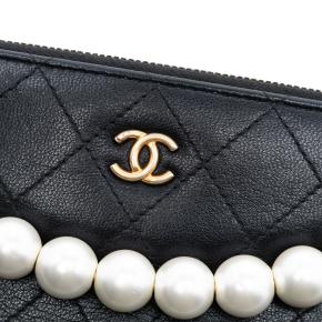 Chanel Black Quilted Goatskin Chic Pearls Double Zip Clutch With Chain 6