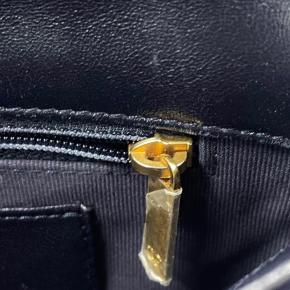 Chanel Navy Blue Funky Town Lambskin Shoulder Bag 10