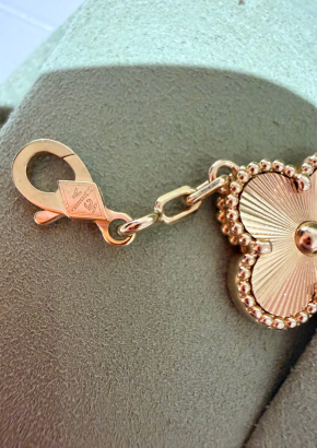 Van Cleef & Arpels Vintage Alhambra Yellow Gold And Diamonds Bracelet 8