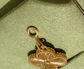 Van Cleef & Arpels Vintage Alhambra Yellow Gold And Diamonds Bracelet 5