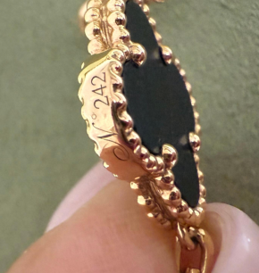 Van  Cleef and Arpels  Vintage Alhambra Necklace in Bois d'Amourette 10 Motifs 5