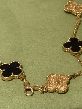 Van  Cleef and Arpels  Vintage Alhambra Necklace in Bois d'Amourette 10 Motifs 7