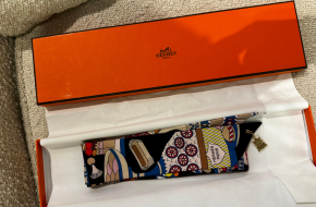 HERMES Silk La Patisserie Francaise Charm  Twilly 4