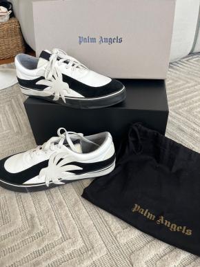 Palm Angels Men's Black And White Sneakers 3