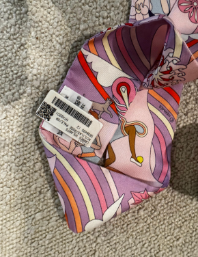 Hermes Carres Volants Silk Twilly Scarf 4