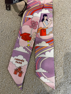 Hermes Carres Volants Silk Twilly Scarf 5