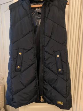 Barbour Black Hooded Gilet 3