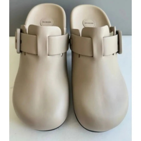 Balenciaga  Leather Mallorca Mules 5