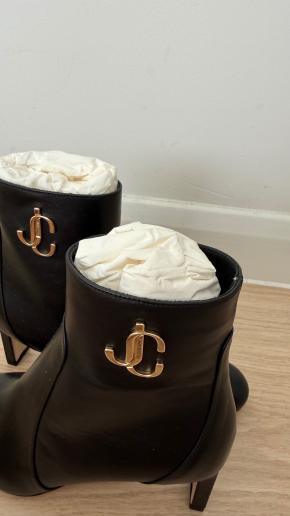 Jimmy Choo Black Leather Minori 65  JC Ankle Boots 23