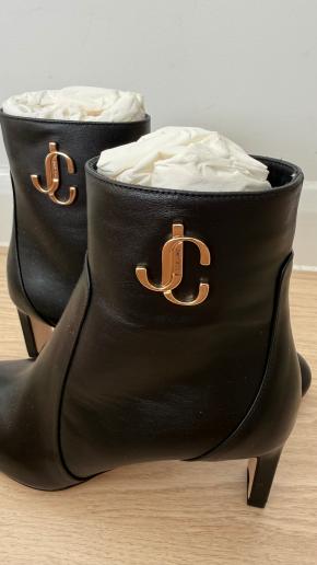 Jimmy Choo Black Leather Minori 65  JC Ankle Boots 21