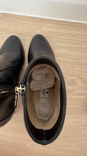 Jimmy Choo Black Leather Minori 65  JC Ankle Boots 19