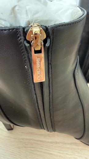 Jimmy Choo Black Leather Minori 65  JC Ankle Boots 8