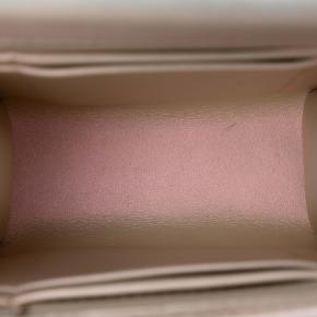 Chanel White CC Quilted Iridescent Lambskin Phone Holder with Chain 4