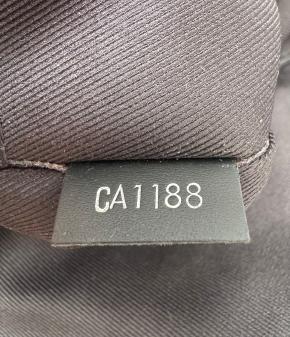 Louis Vuitton Grey/Black Men District PM Messenger 8