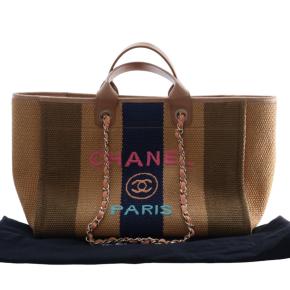 Chanel Medium Raffia Striped Deauville Tote 15