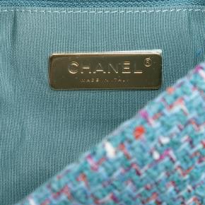 Chanel Blue Large Tweed 19 Flap 5