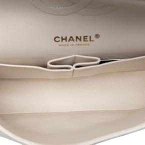 Chanel White Medium Classic Caviar Double Flap 4