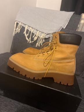 Alexander Wang Suede Desert Boots 2