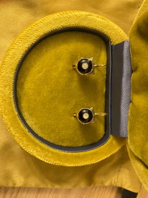 Gucci 18ct  Black Onyx earrings 2