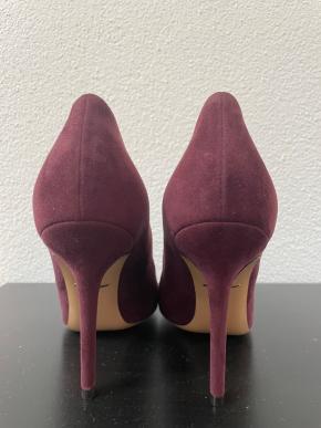Ferragamo Burgundy Suede Pumps 4