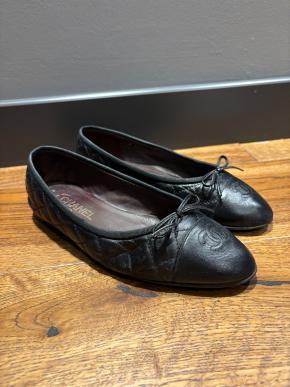 Chanel Black Leather Ballet Flats 3