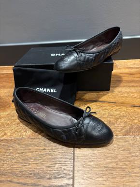 Chanel Black Leather Ballet Flats 9