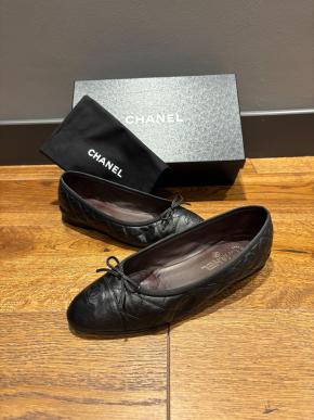 Chanel Black Leather Ballet Flats 4