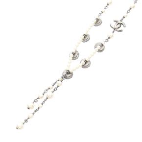 Chanel Faux Pearl and Rhinestone Station Necklace 3