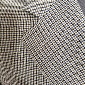 Canali Navy/Beige Dogtooth Blazer 7