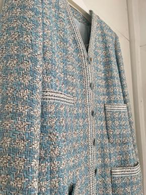 Chanel Vintage Blue Tweed Suit 4
