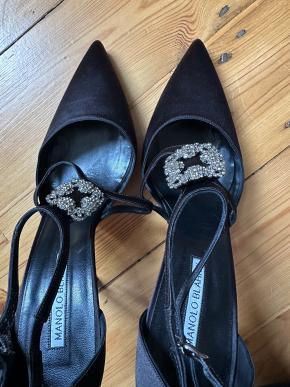 Manolo Blahnik Black Satin Seneca 105 Pumps 3