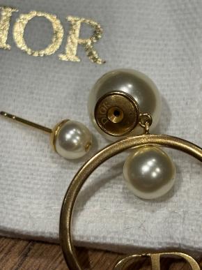 Dior Faux Pearl Drop Earrings 5