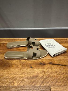 Hermes Etoupe Epsom Oran Sandals 6