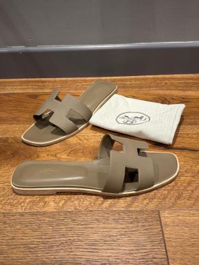 Hermes Etoupe Epsom Oran Sandals 2
